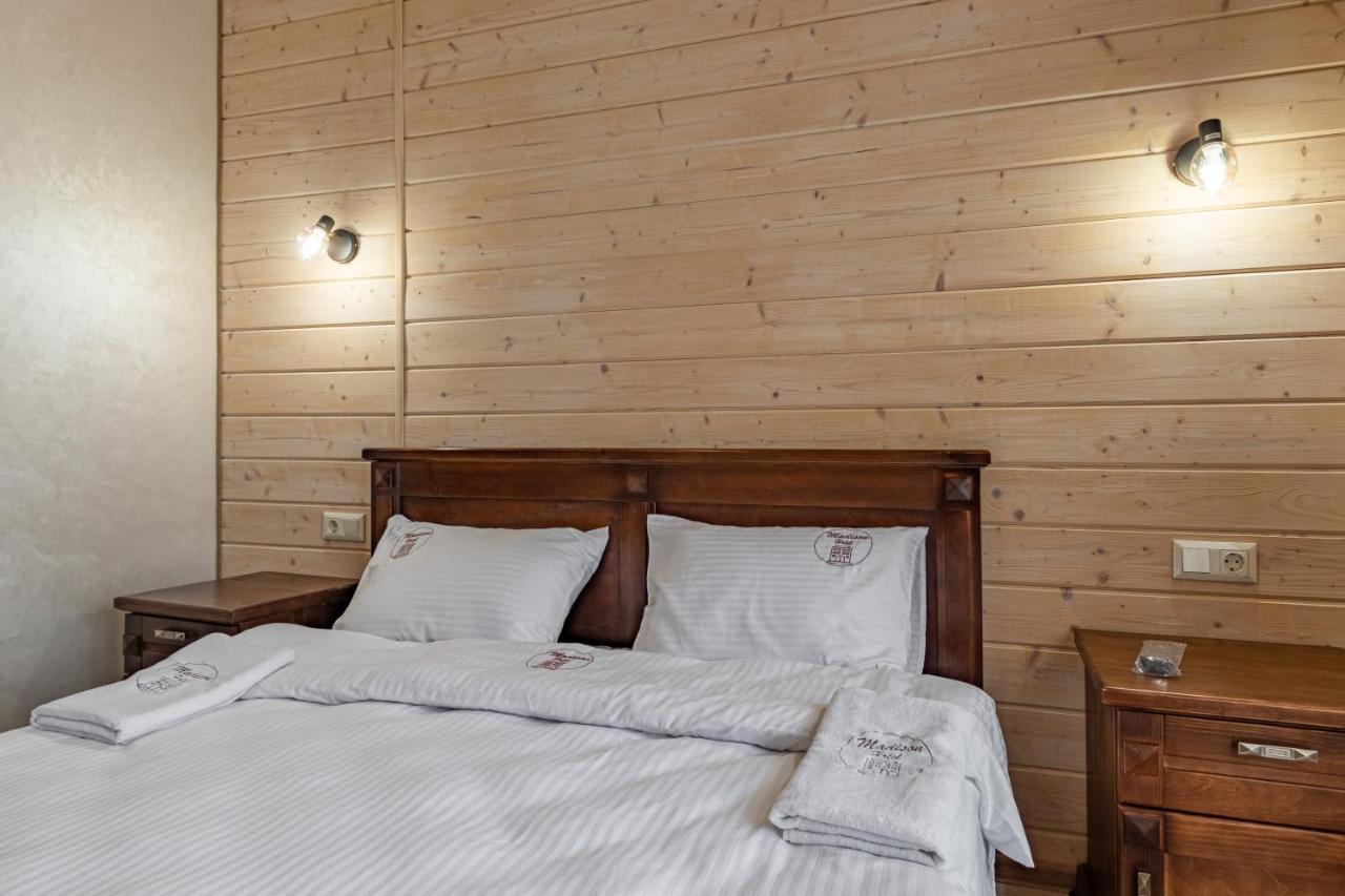 Hotel Madison à Bukovel Extérieur photo