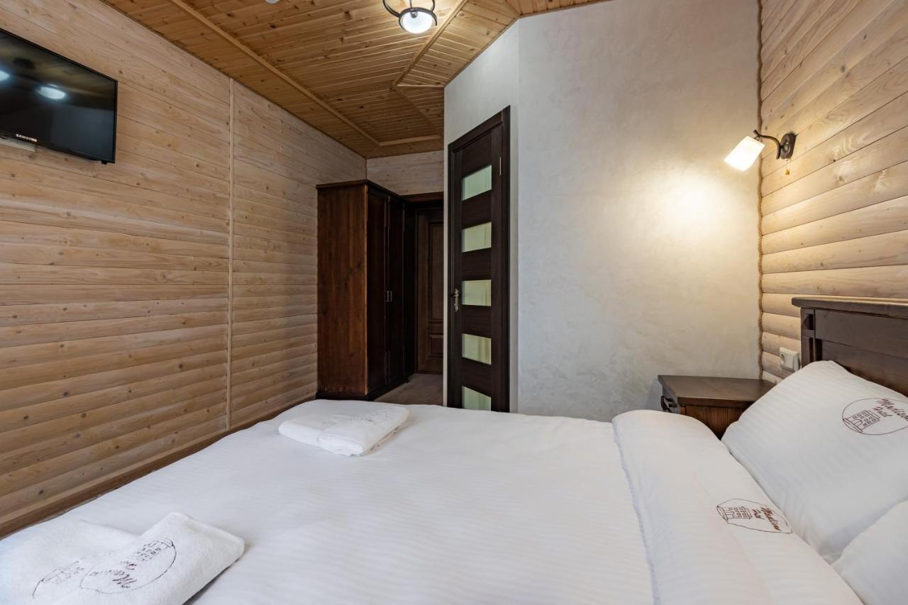 Hotel Madison à Bukovel Extérieur photo