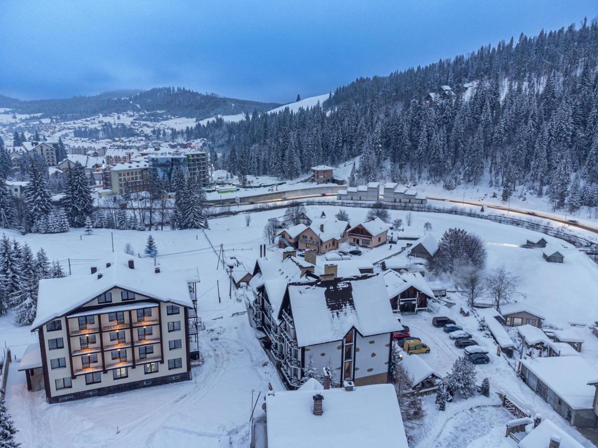 Hotel Madison à Bukovel Extérieur photo
